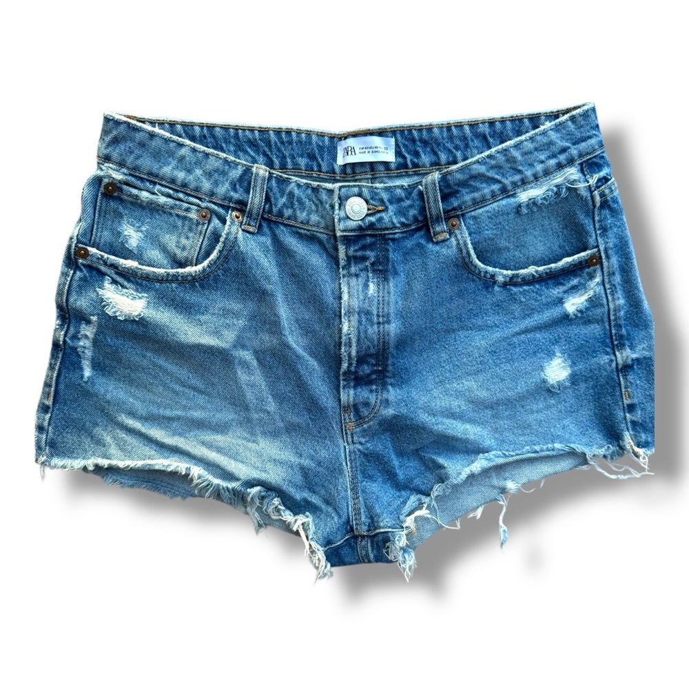 Denim Distressed Women's Shorts Size 10